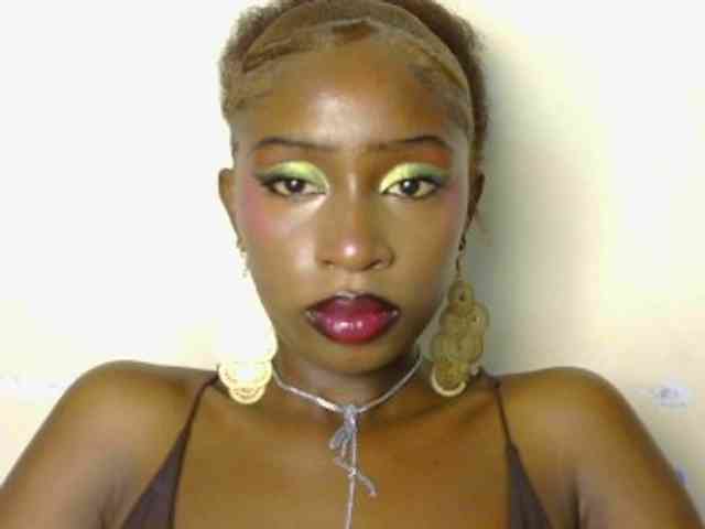 Model: Boughie-birdy