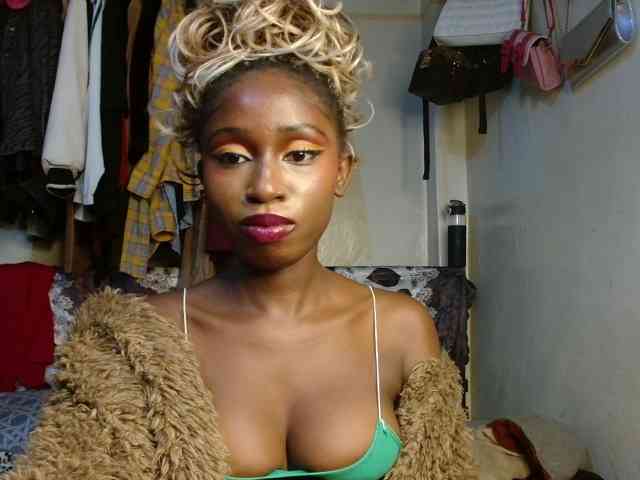 Boughie-birdy webcam