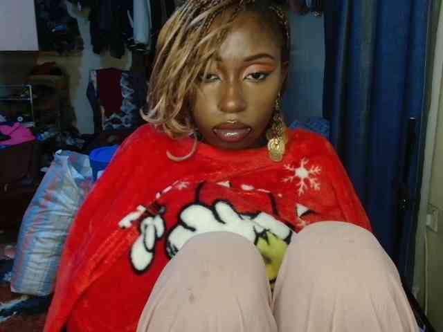 Boughie-birdy Live Webcam on BongaCams