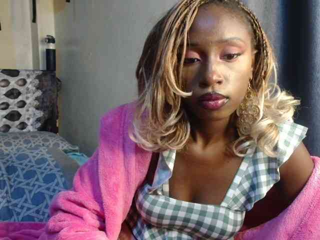 Boughie-birdy webcam