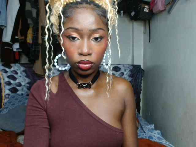 Boughie-birdy webcam