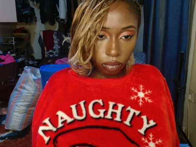 Boughie-birdy Live Webcam on BongaCams