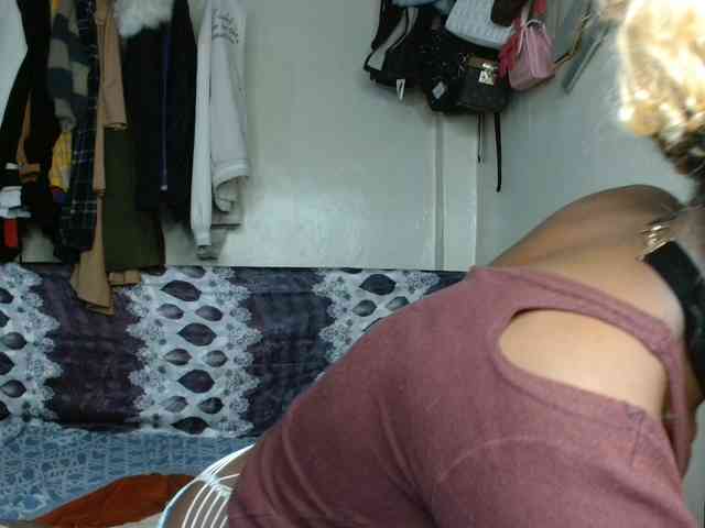 Boughie-birdy webcam