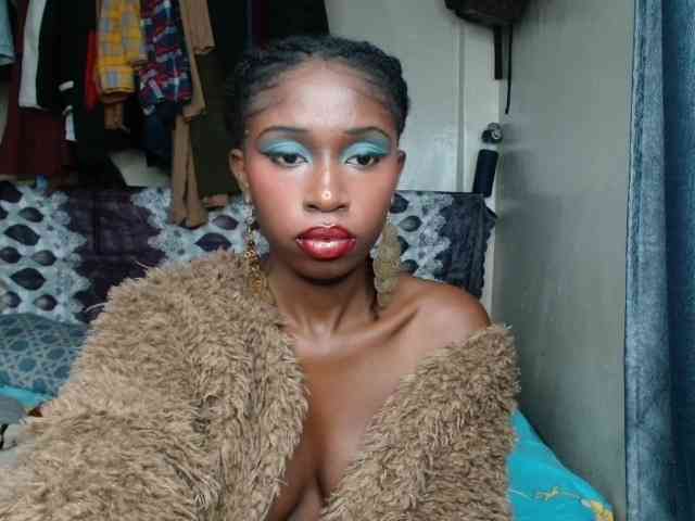 Boughie-birdy webcam