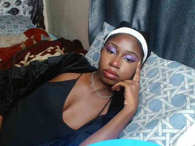 Boughie-birdy webcam