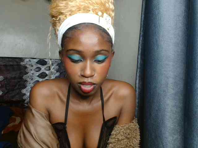 Boughie-birdy webcam