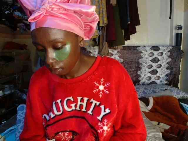 Boughie-birdy webcam