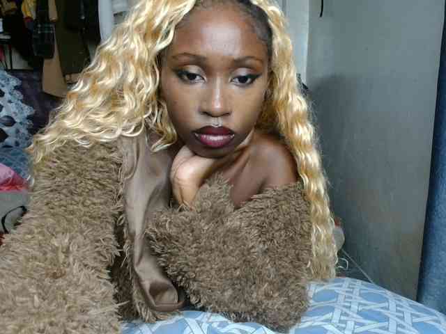 Boughie-birdy webcam