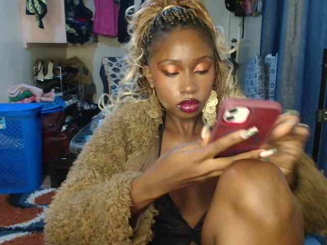 Boughie-birdy webcam