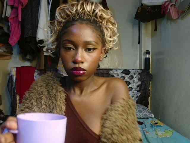 Boughie-birdy webcam