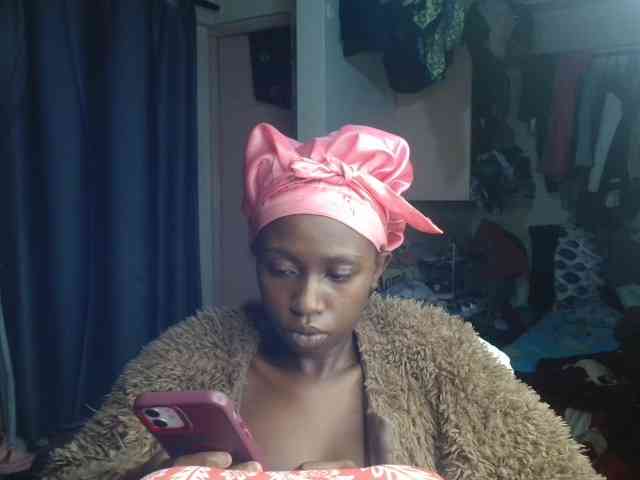 Boughie-birdy webcam