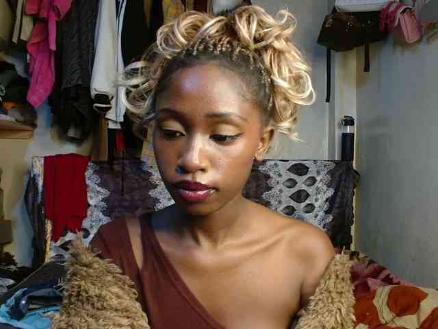 Boughie-birdy webcam