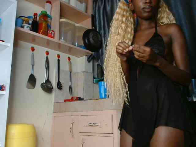 Boughie-birdy webcam