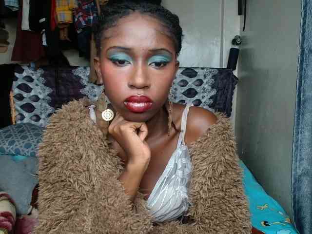 Boughie-birdy webcam