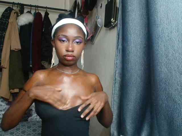Boughie-birdy webcam