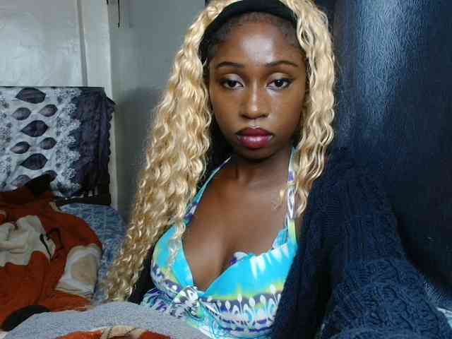 Boughie-birdy webcam