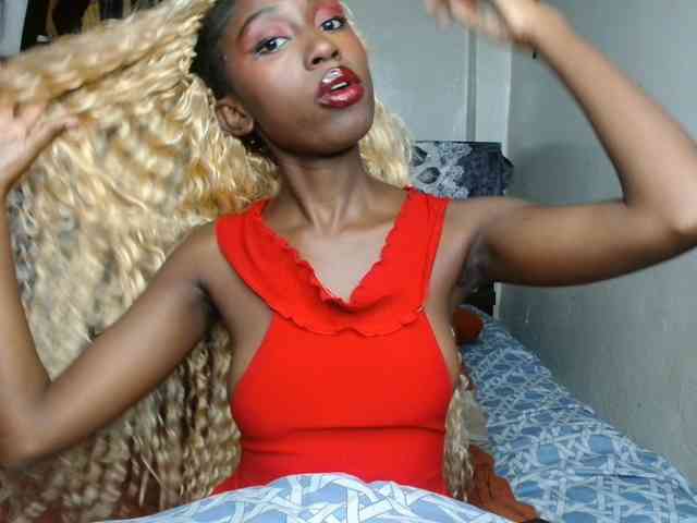 Boughie-birdy webcam