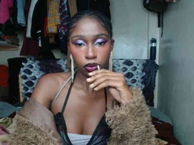 Boughie-birdy webcam