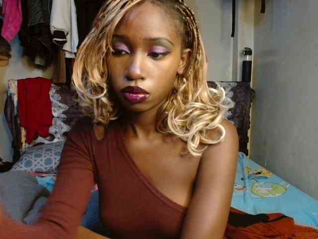 Boughie-birdy webcam