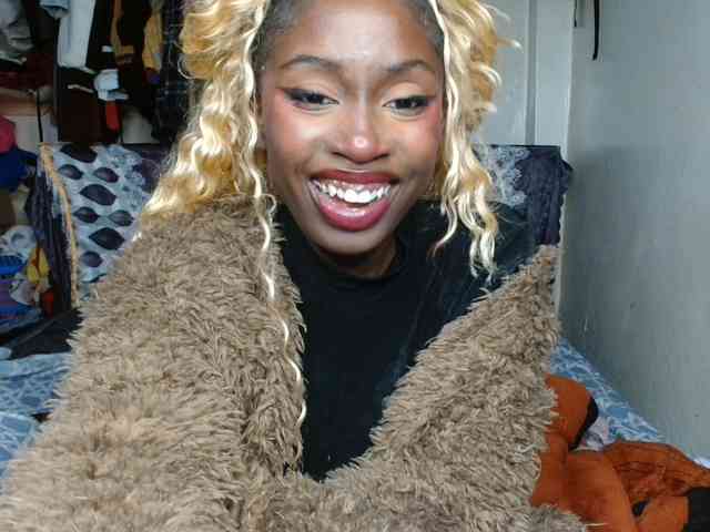 Boughie-birdy webcam