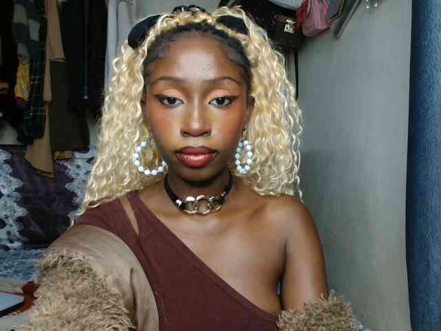 Boughie-birdy webcam