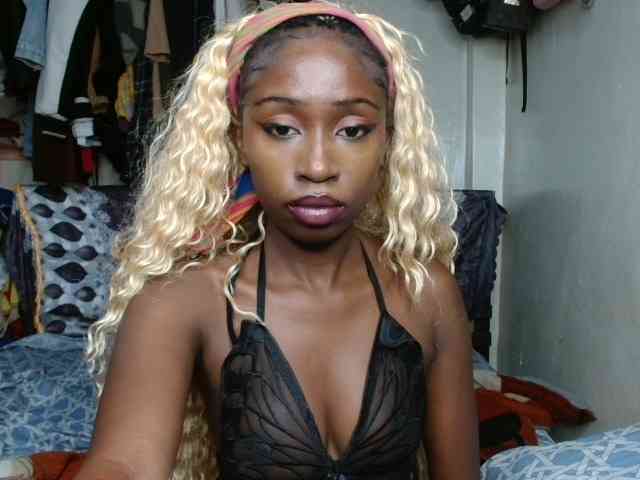 Boughie-birdy webcam