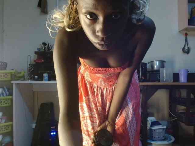 Boughie-birdy webcam
