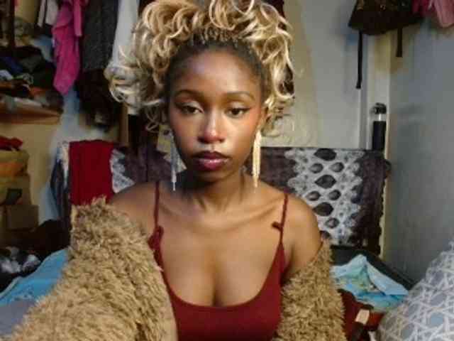 Boughie-birdy webcam
