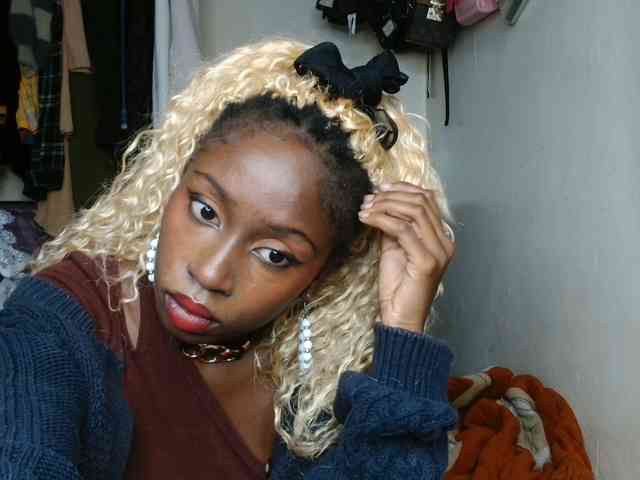 Boughie-birdy webcam