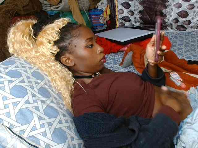 Boughie-birdy webcam