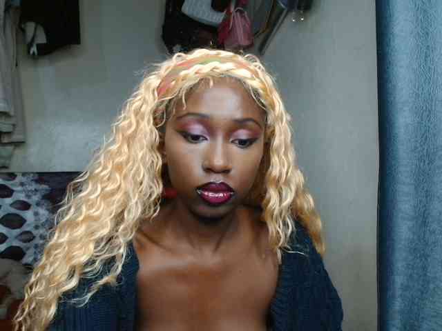 Boughie-birdy webcam