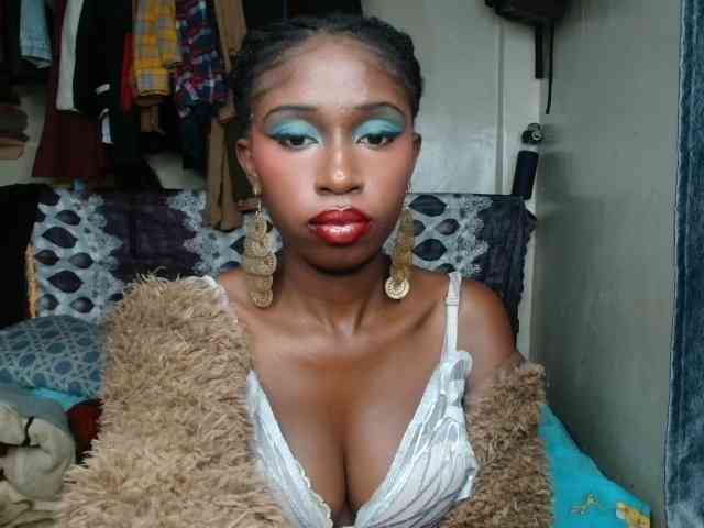 Boughie-birdy webcam