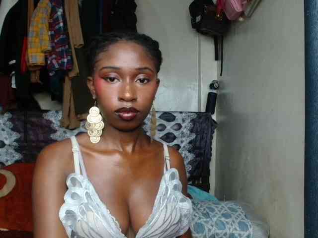 Boughie-birdy webcam