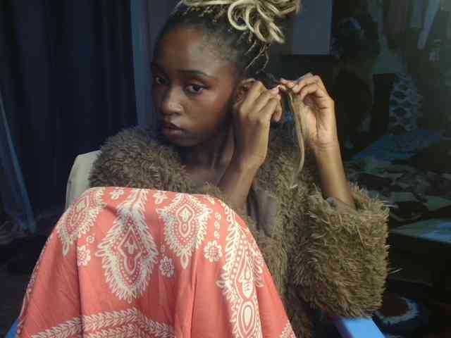 Boughie-birdy webcam