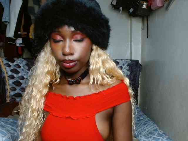 Boughie-birdy webcam
