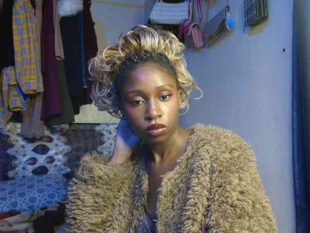 Boughie-birdy webcam