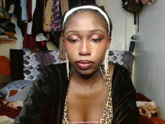 Boughie-birdy webcam