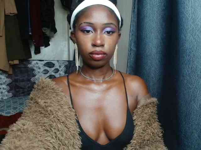 Boughie-birdy webcam