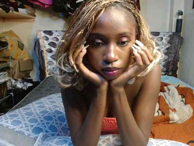 Boughie-birdy webcam