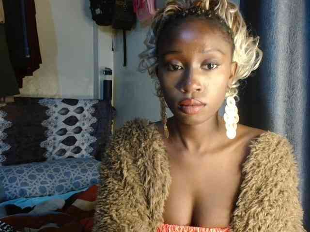 Boughie-birdy webcam
