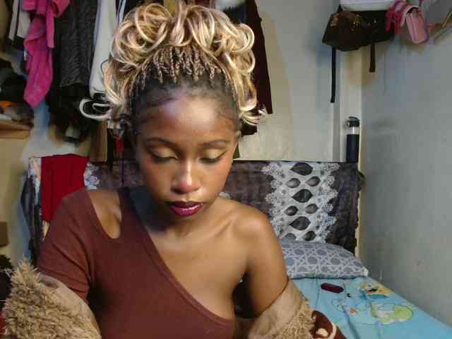 Boughie-birdy webcam