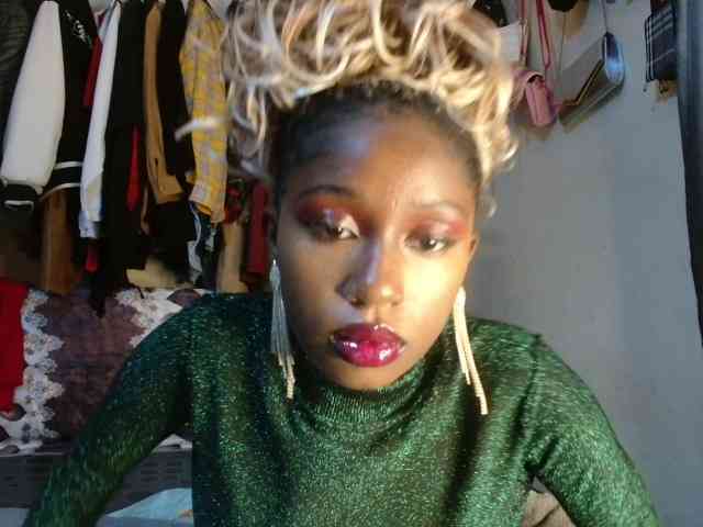 Boughie-birdy webcam
