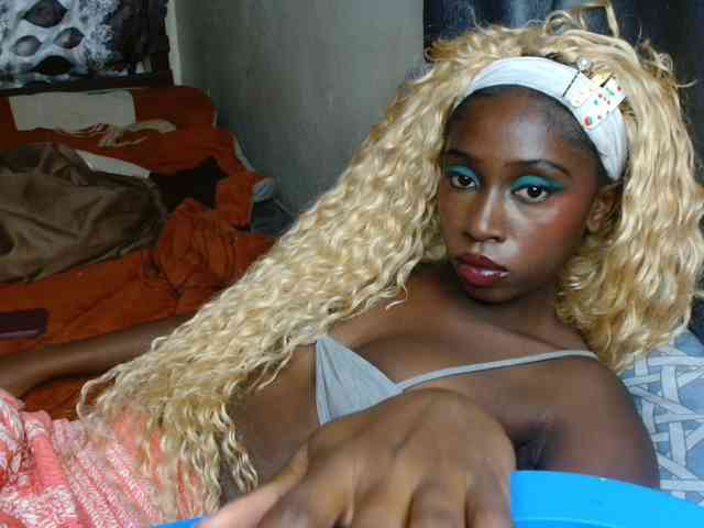 Boughie-birdy webcam
