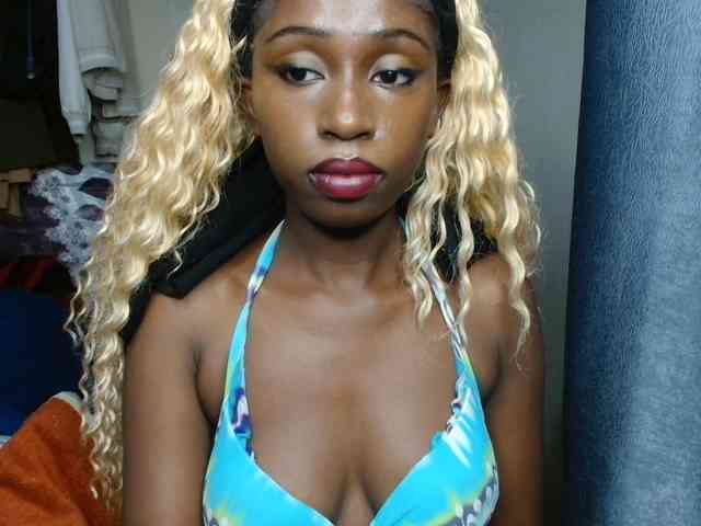 Boughie-birdy webcam