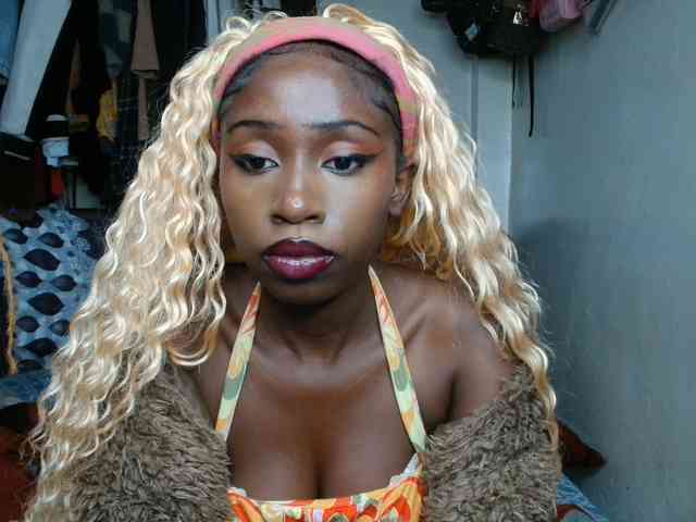 Boughie-birdy webcam