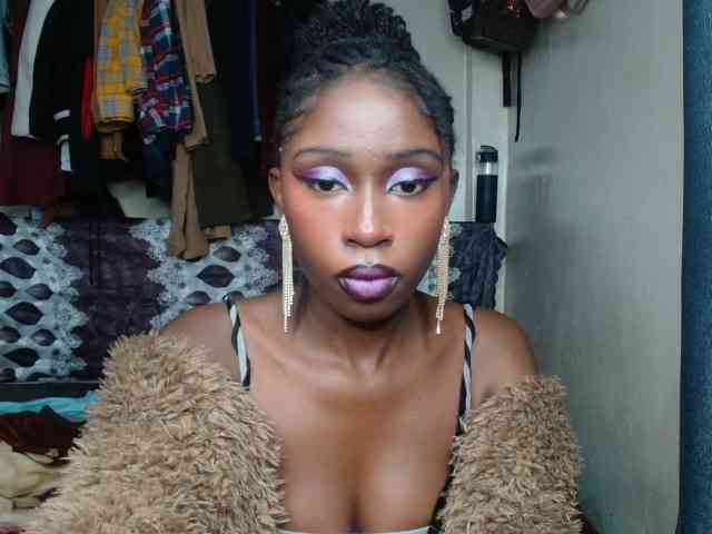 Boughie-birdy webcam