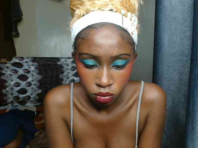 Boughie-birdy webcam