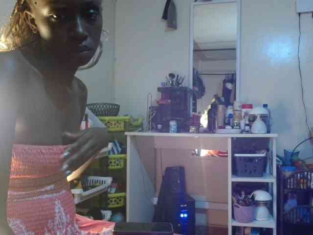 Boughie-birdy webcam