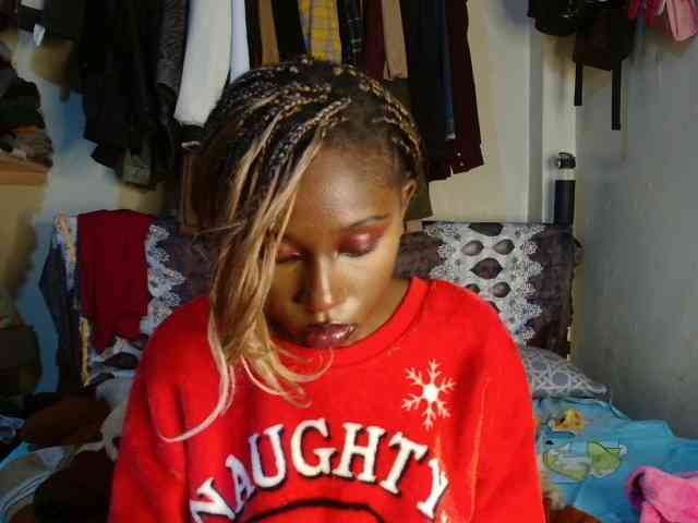 Boughie-birdy webcam