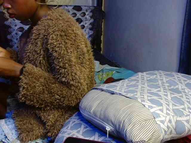 Boughie-birdy webcam